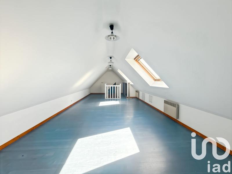 Maison - 209 m² - 8 pièces