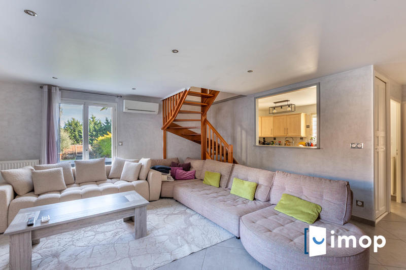 Maison - 110 m² - 5 pièces