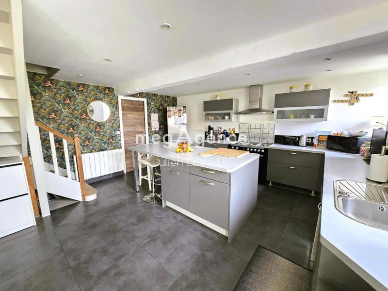 Maison - 147 m² - 6 pièces