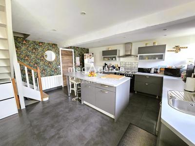 Maison - 147 m² - 6 pièces