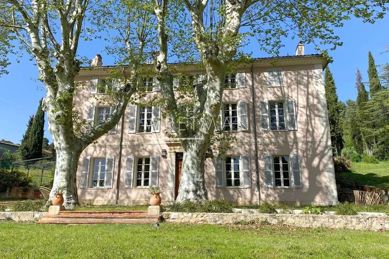 Bastide - 433 m² - 14 pièces