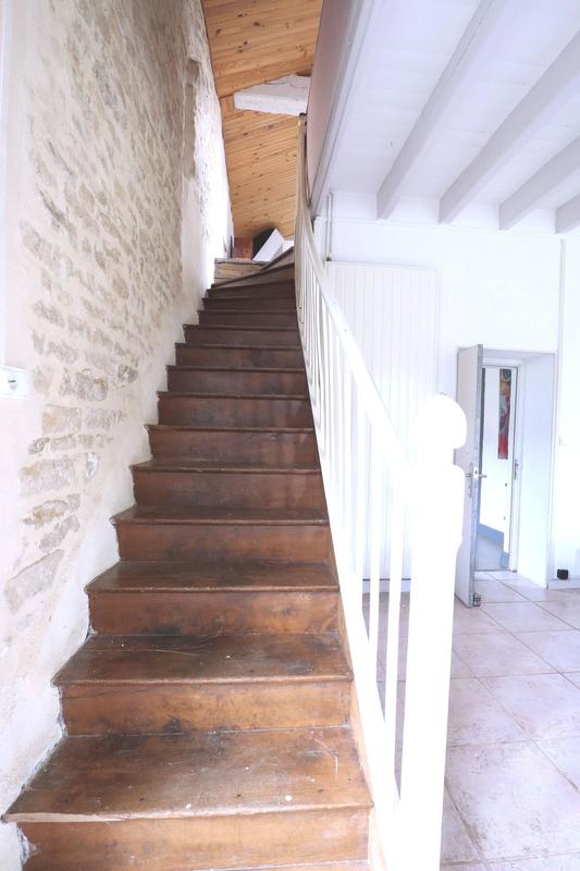 Maison - 294 m² - 10 pièces