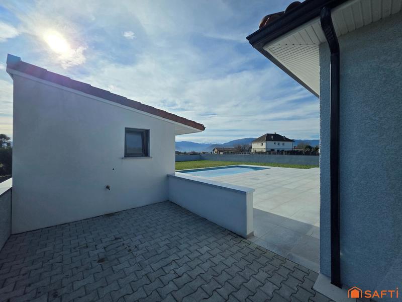 Maison - 140 m² - 4 pièces