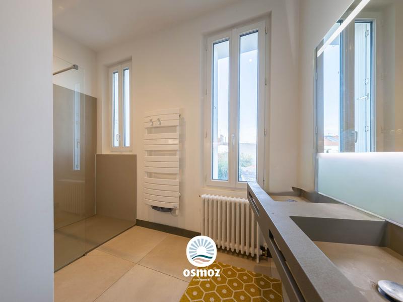 Maison traditionnelle - 99 m² - 4 pièces