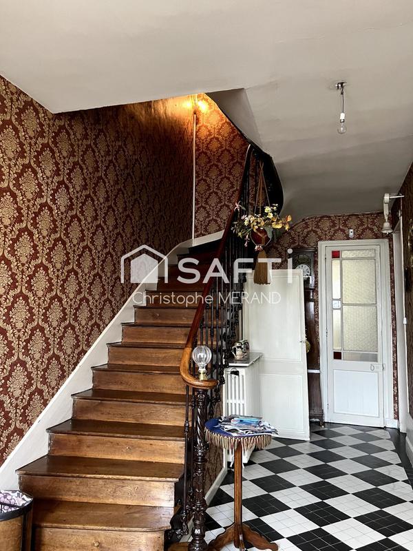 Maison de maîtres - 156 m² - 9 pièces