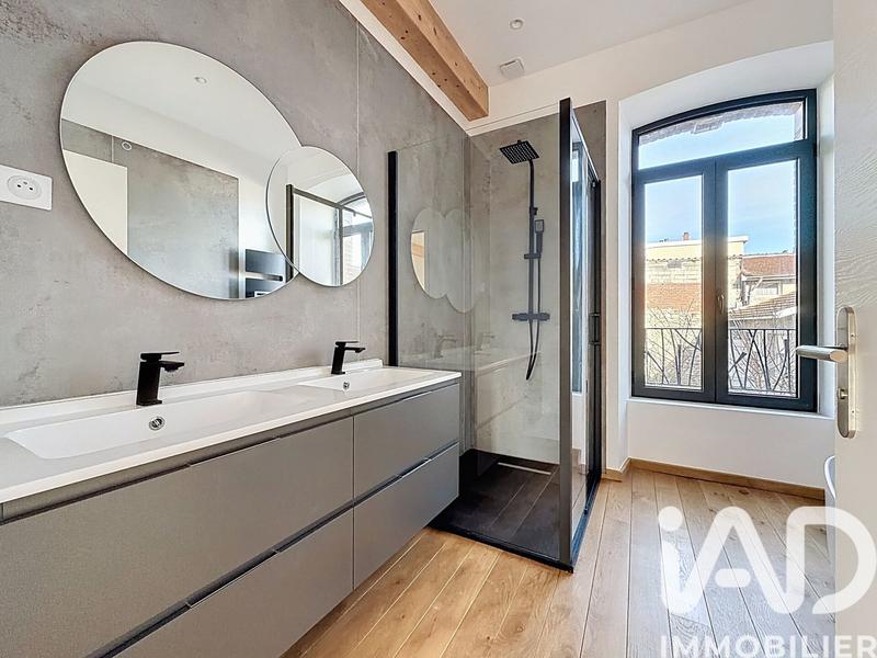 Maison de ville - 334 m² - 8 pièces