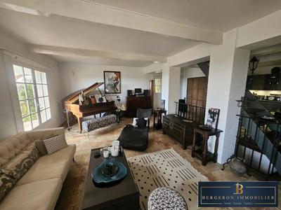 Villa - 170 m² - 5 pièces