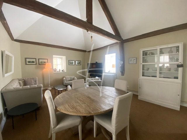 Appartement - 101 m² - 4 pièces