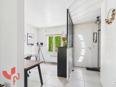 Maison - 140 m² - 6 pièces