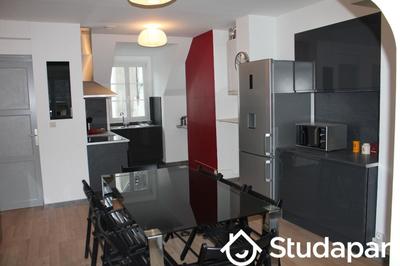 Chambre - 11 m² - 1 pièce