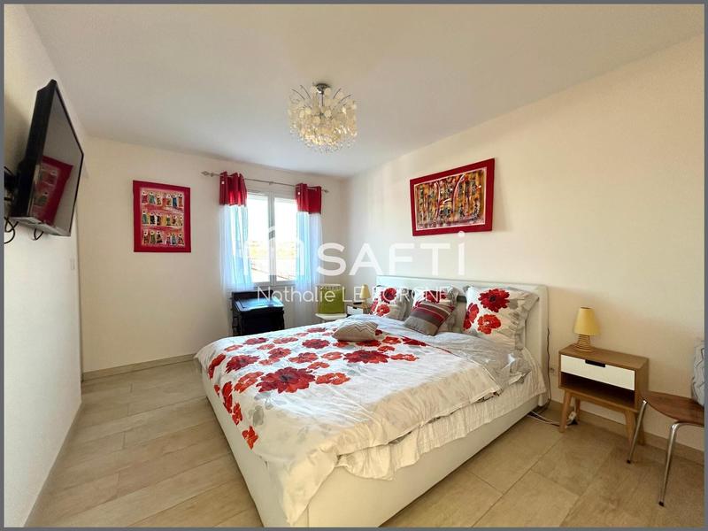 Villa - 220 m² - 7 pièces