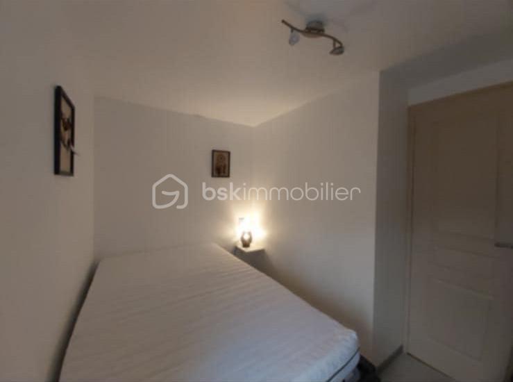 Immeuble - 23 m² - 1 pièce