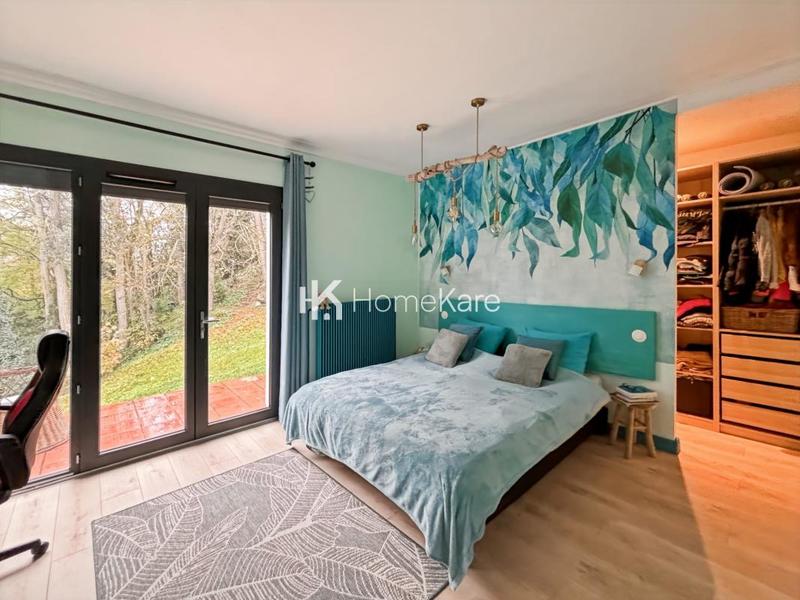 Maison - 176 m² - 6 pièces