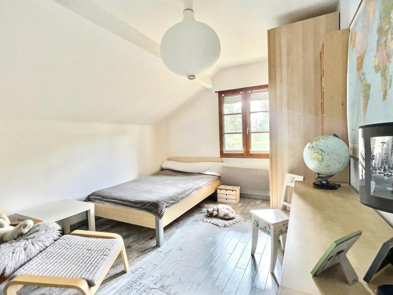 Maison - 180 m² - 6 pièces