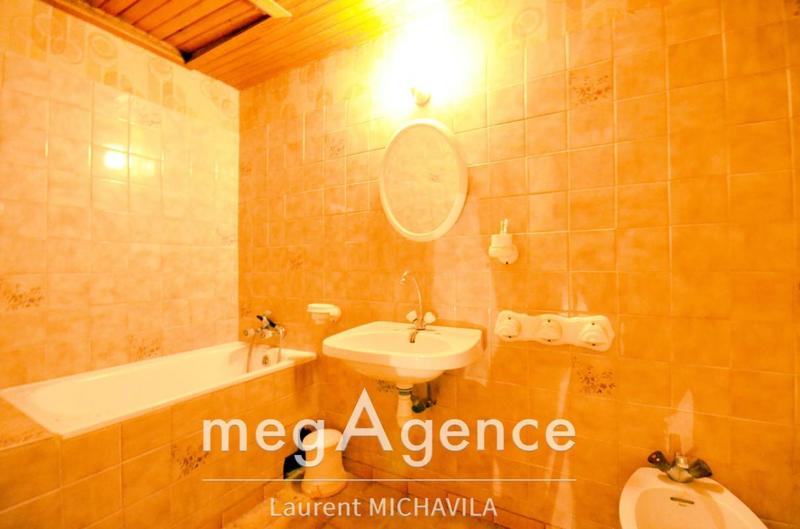 Appartement - 159 m² - 6 pièces