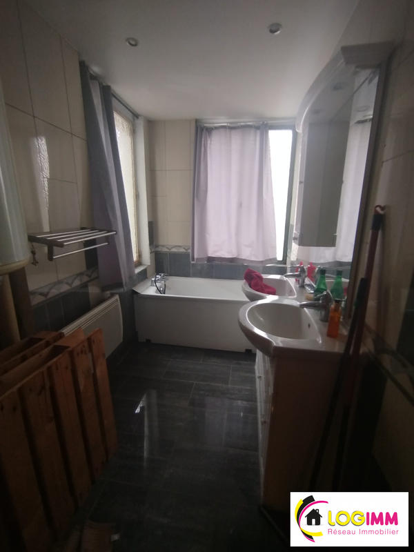 Appartement - 168 m² - 5 pièces