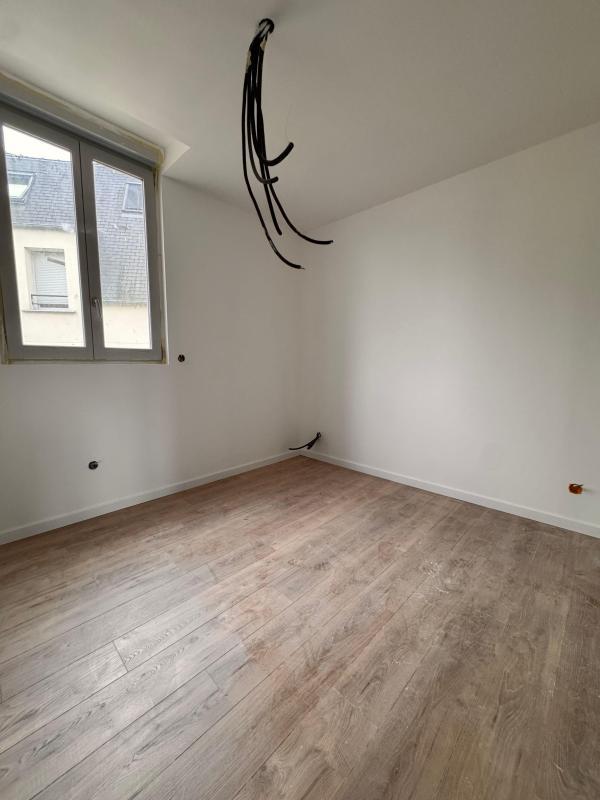 Immeuble - 170 m² - 8 pièces