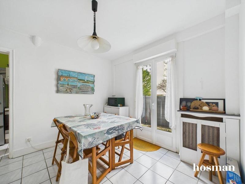 Maison - 96 m² - 5 pièces