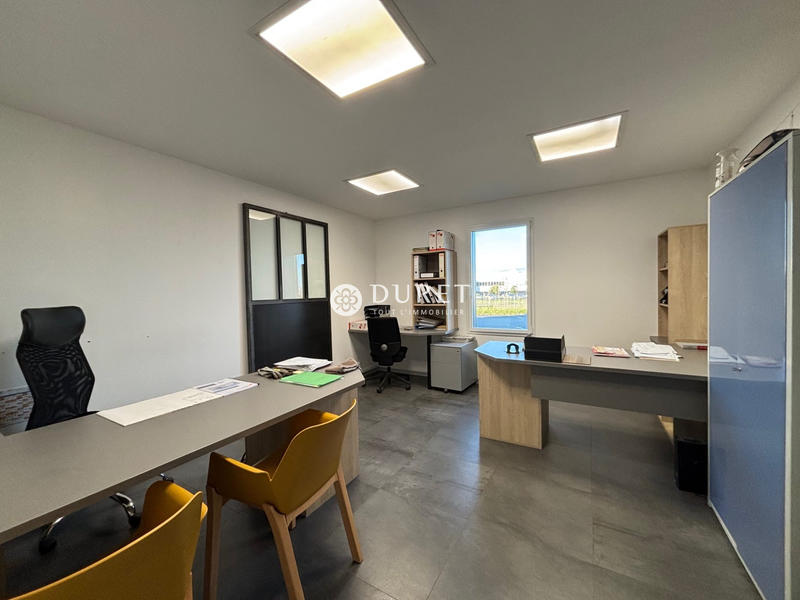 Local d'activités - 2 820 m²