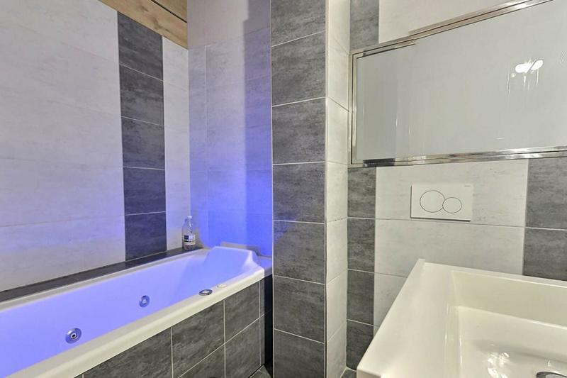 Appartement - 157 m² - 6 pièces