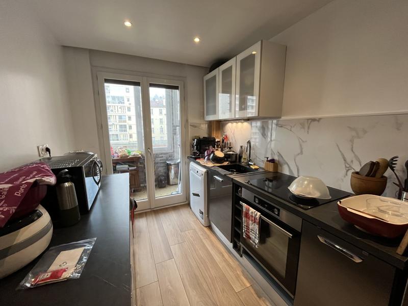 Appartement - 97 m² - 4 pièces