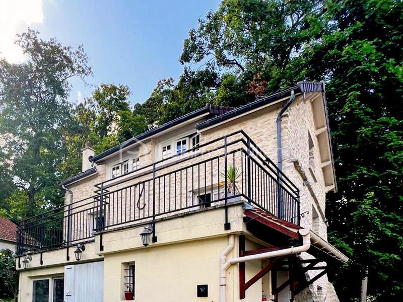 Maison ancienne - 130 m² - 7 pièces