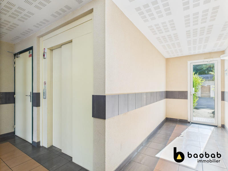 Appartement - 86 m² - 4 pièces