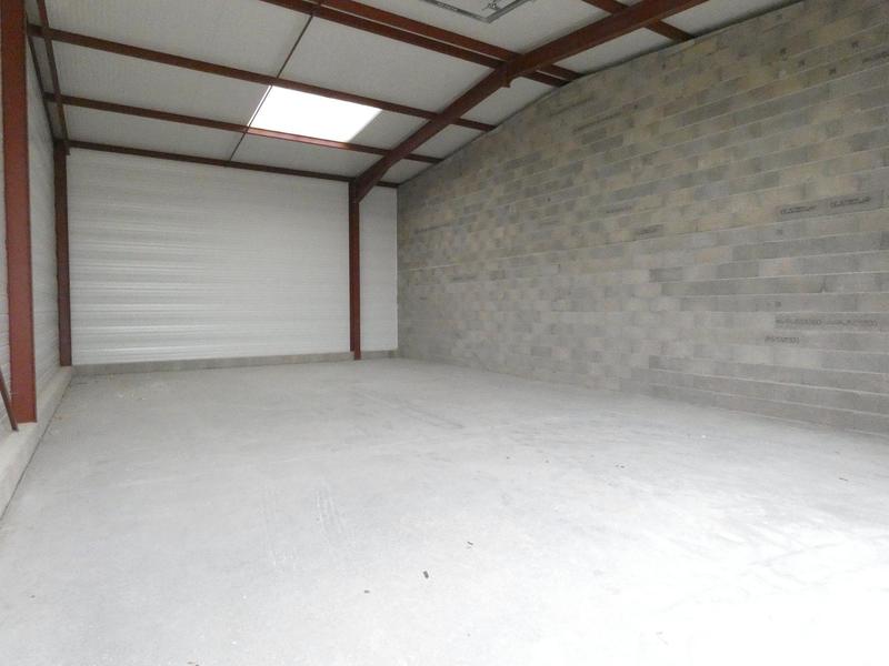 Entrepôt - 101 m²