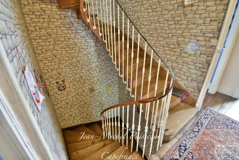 Maison bourgeoise - 220 m² - 9 pièces