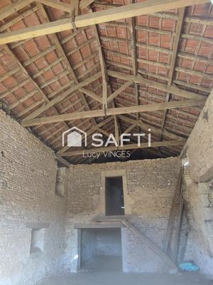 Maison - 95 m² - 1 pièce