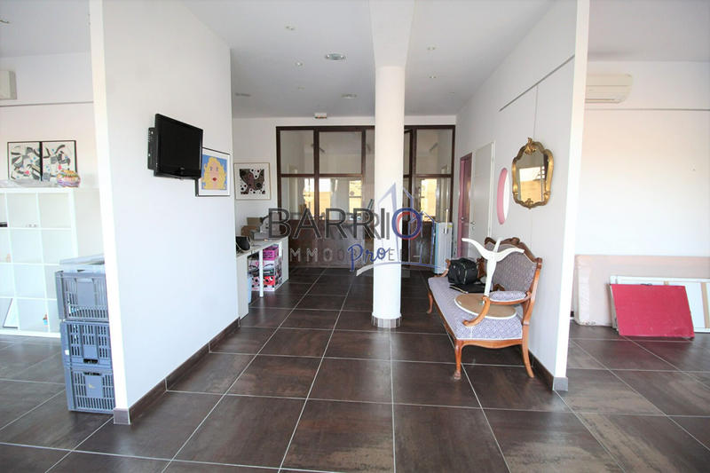 Bureau - 225 m² - 6 pièces