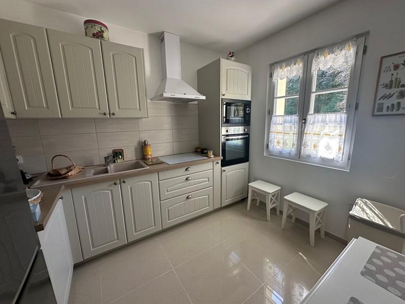 Maison - 85 m² - 4 pièces