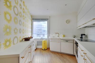 Appartement - 80 m² - 3 pièces