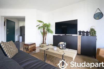 Chambre - 9 m² - 1 pièce