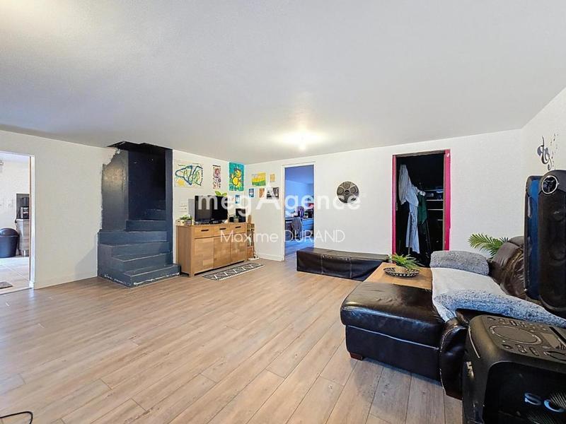 Maison - 143 m² - 7 pièces