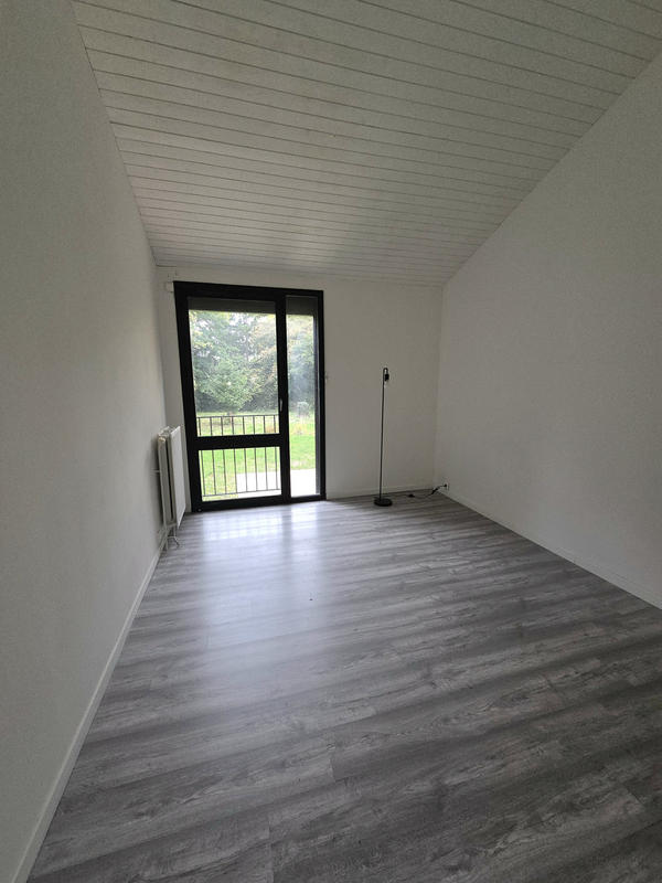 Maison - 180 m² - 8 pièces