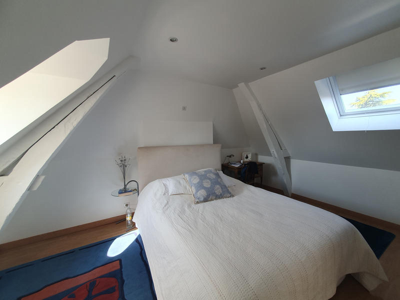 Maison - 187 m² - 10 pièces