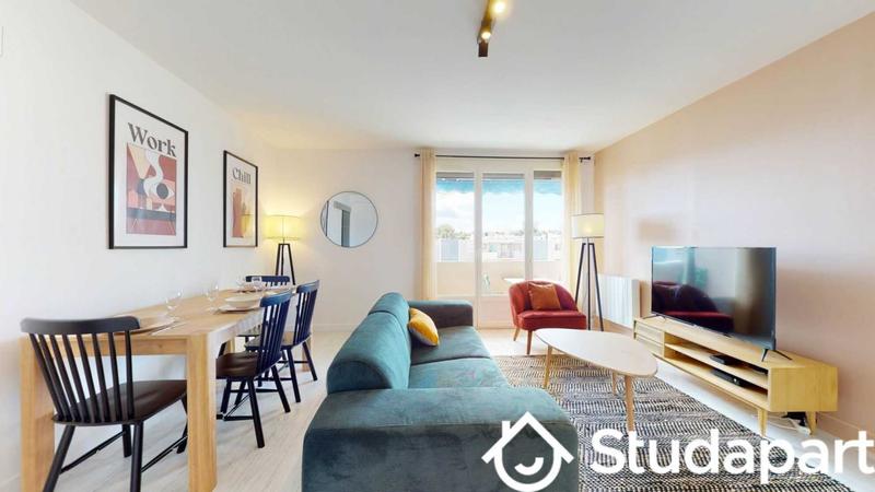 Chambre - 11 m² - 1 pièce