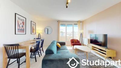 Chambre - 11 m² - 1 pièce