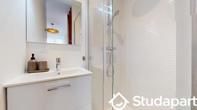 Chambre - 24 m² - 1 pièce