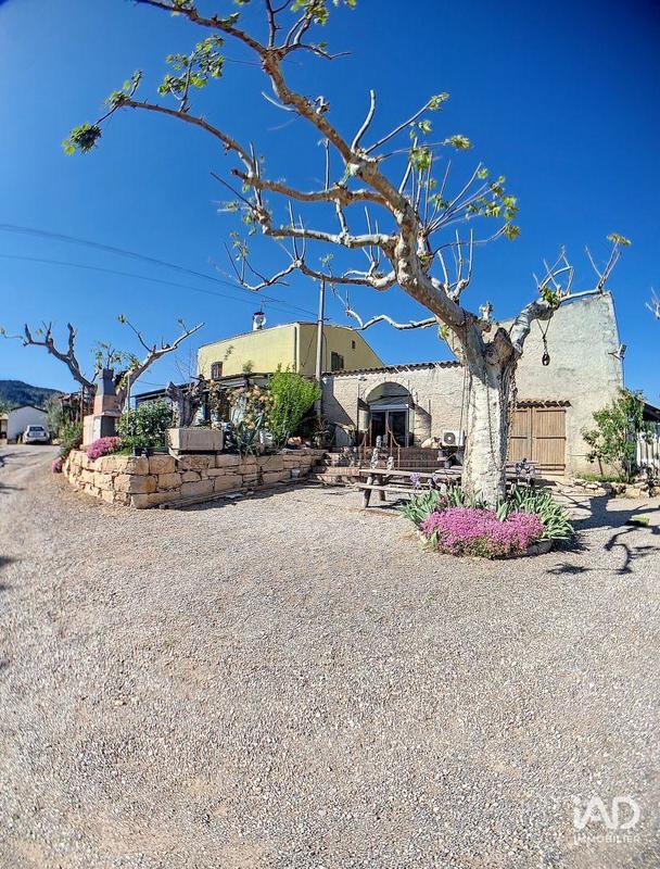 Maison - 142 m² - 4 pièces