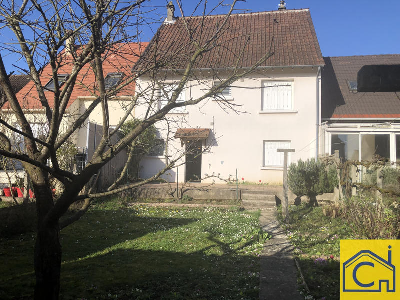 Maison - 75 m² - 4 pièces