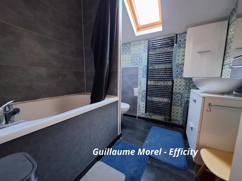 Maison - 112 m² - 7 pièces