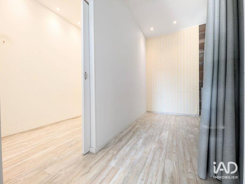 Local commercial - 77 m²