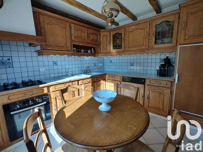 Maison - 191 m² - 8 pièces