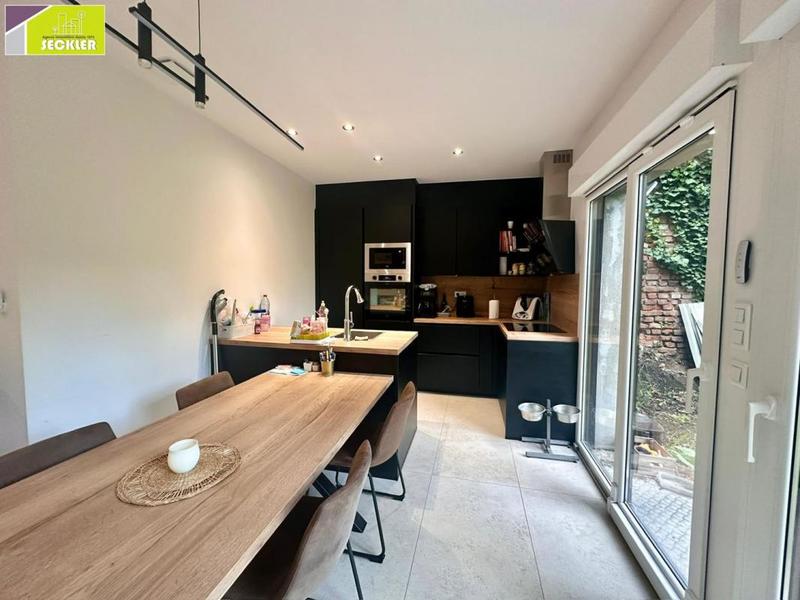 Maison traditionnelle - 125 m² - 5 pièces