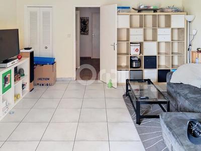 Appartement - 99 m² - 4 pièces