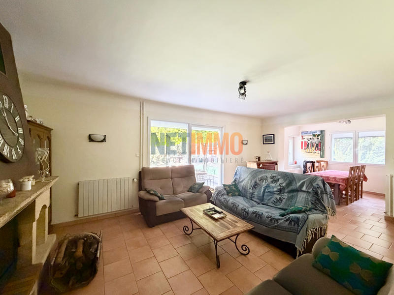 Villa - 168 m² - 6 pièces