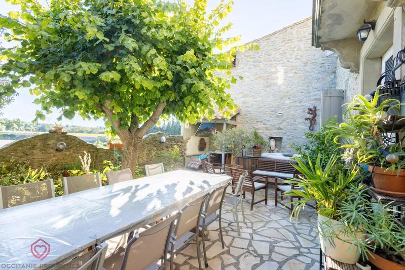 Maison de village - 315 m² - 12 pièces