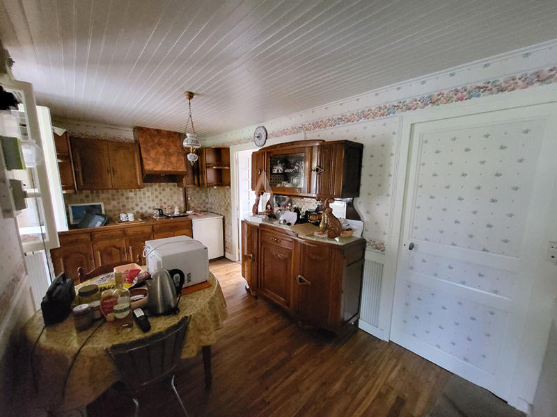 Maison - 92 m² - 5 pièces